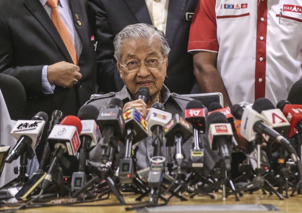 Tun Dr Mahathir Mohamad speaks during a press conference at Yayasan Al Bukhary in Kuala Lumpur January 4, 2019. u00e2u20acu2022 Picture by Firdaus Latif