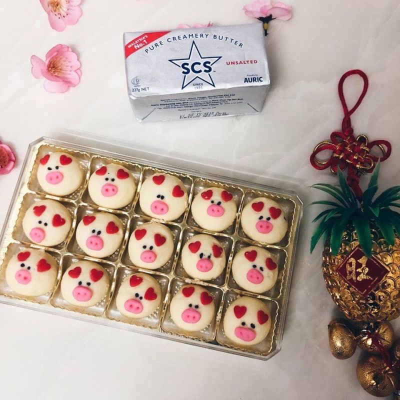 Freshly baked upon request... so you know you are getting freshly-made cookies ― Picture via Facebook/Fiona Chang