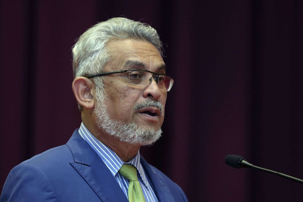 Federal Territories Minister Khalid Abdul Samad speaks during the launch of u00e2u20acu02dcWilayahkuu00e2u20acu2122 weekly newspaper at Menara Seri Wilayah, Putrajaya January 4, 2019. u00e2u20acu201d Picture by Yusof Mat Isa