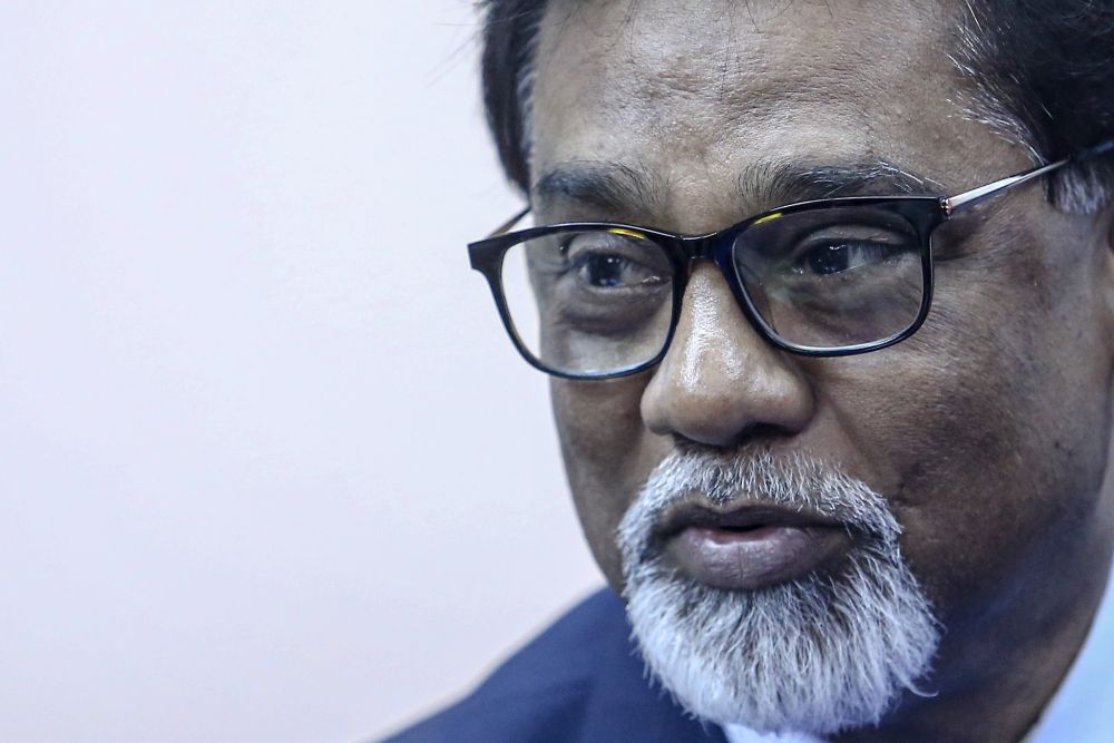Water, Land and Natural Resources Minister Dr Xavier Jayakumar speaks to reporters during a press conference at FRIM in Kepong Janaury 16, 2019. u00e2u20acu2022 Picture by Hari Anggara