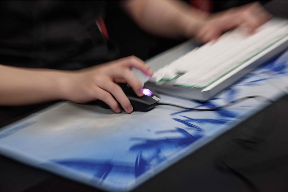 In a photo taken on July 11, 2018, a member of professional eSports team u00e2u20acu02dcAfreeca Freaksu00e2u20acu2122 prepares to compete in a u00e2u20acu02dcLeague of Legendsu00e2u20acu2122 competition in Seoul. u00e2u20acu201d AFP pic