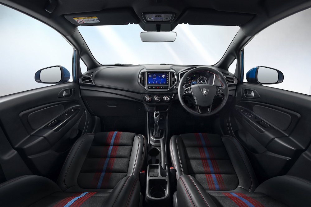 The instrument panel has been refreshed. — SoyaCincau pic