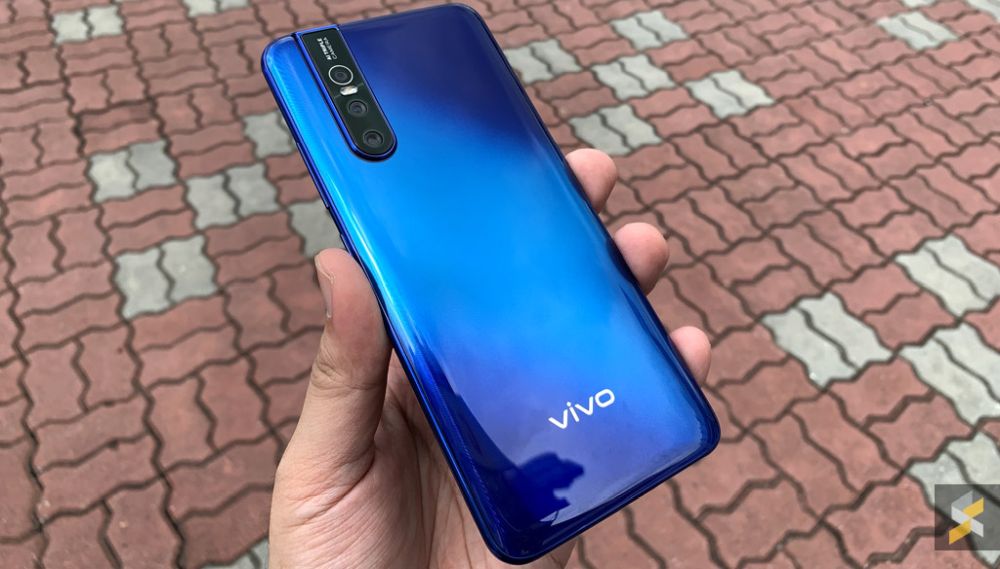If youu00e2u20acu2122re interested to get your hands on the V15 Pro, Vivo Malaysia will be starting its pre-orders by the end of this month. u00e2u20acu201d SoyaCincau pic