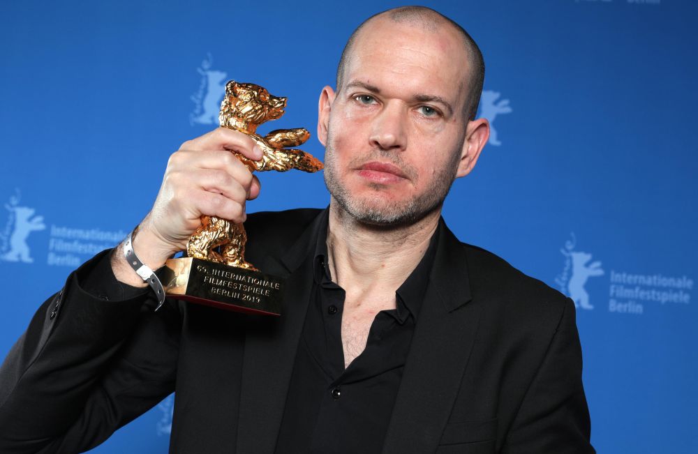Nadav Lapid poses with Golden Bear for Best Film for Synonyms, after the awards ceremony at the 69th Berlinale International Film Festival in Berlin, Germany, February 16, 2019. u00e2u20acu201d Christoph Soeder/Pool pic via Reuters