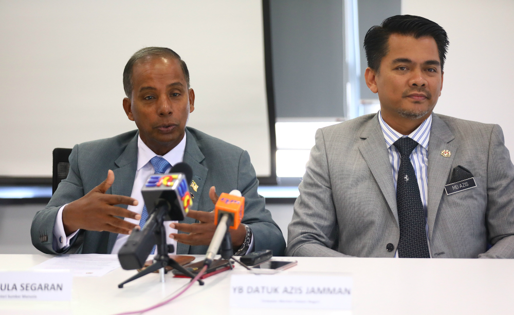 Human Resources Minister M. Kulasegaran with Deputy Home Minister Datuk Azis Jamman at the launch of the new Malaysia Expatriate Talent Service Centre (MYXpats Centre) in Petaling Jaya. u00e2u20acu201d Picture courtesy of Talent Corporation Malaysia Berhad