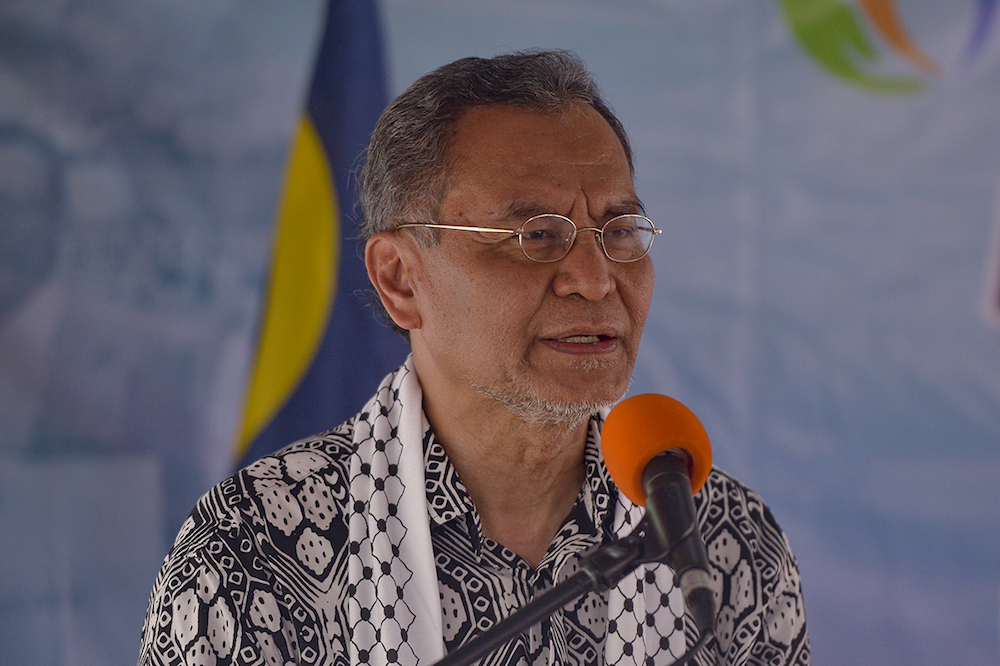 Health Minister Datuk Seri Dzulkefly Ahmad speaks during the launch of the Medical4Gaza Fund in Puncak Alam February 10, 2019. u00e2u20acu201d Picture by Mukhriz Hazim