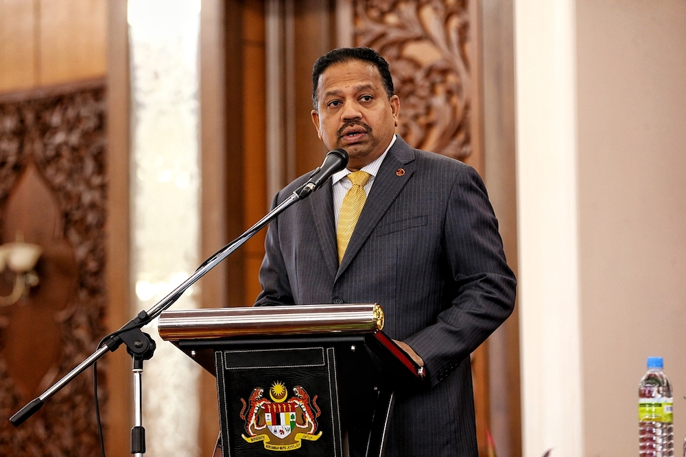 Dewan Negara president Tan Sri SA Vigneswaran officiates the Dewan Negara Reforms Agenda Roundtable in Kuala Lumpur February 18, 2019. u00e2u20acu201d Picture by Ahmad Zamzahuri