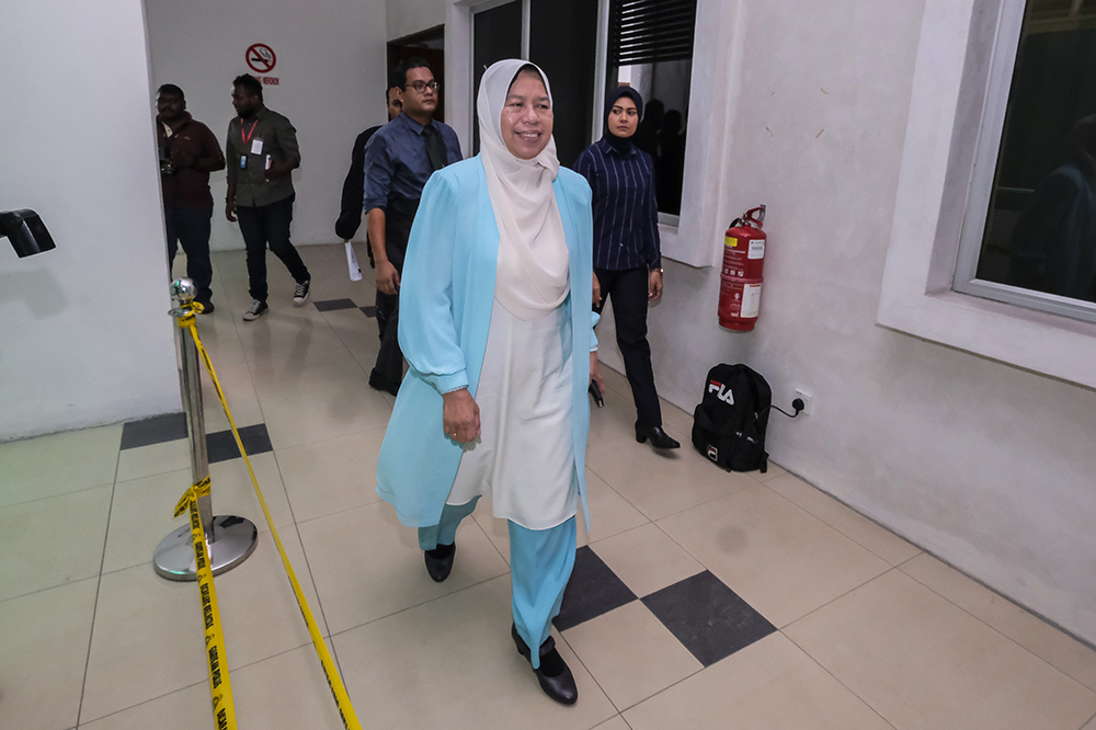 Housing and Local Government Minister Zuraida Kamaruddin leaves after attending the inquest into the death of firefighter Muhammad Adib Mohd Kassim at the Shah Alam High Court February 18, 2019. u00e2u20acu201d Picture by Miera Zulyana