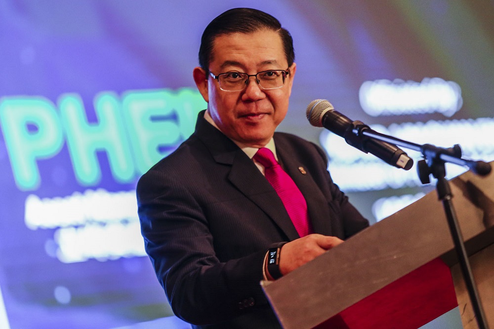 Finance Minister Lim Guan Eng delivers his speech during Pheim Asset Management Sdn Bhdu00e2u20acu2122s 25th anniversary celebration at the Shangri-La Hotel in Kuala Lumpur February 19, 2019. u00e2u20acu201d Picture by Hari Anggara