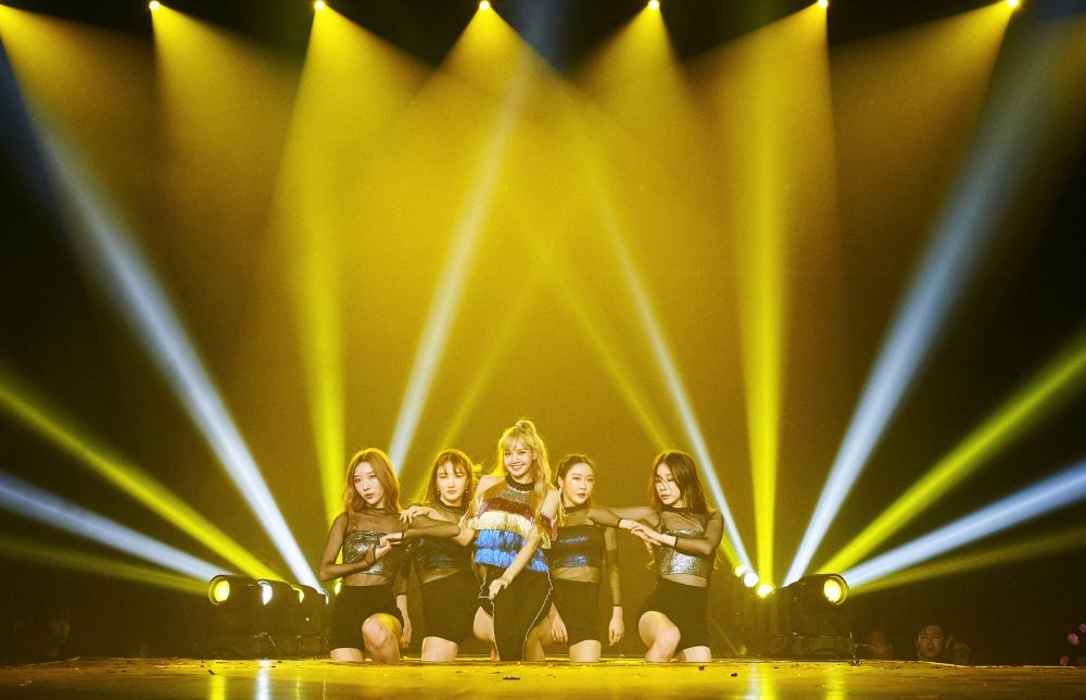The crowd went absolutely wild for Lisa’s solo dance performance.— Picture courtesy of YG Entertainment
