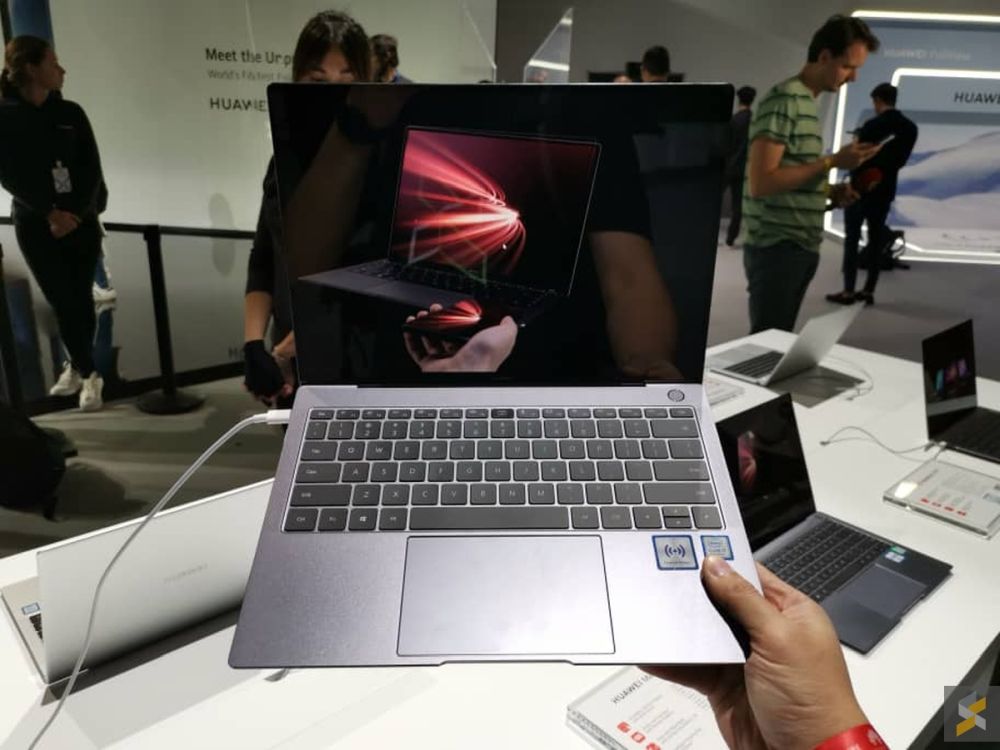 Huaweiu00e2u20acu02dcs Matebook X Pro packs a lot of performance into a gorgeous body that is priced very well. u00e2u20acu201d Picture courtesy of SoyaCincau