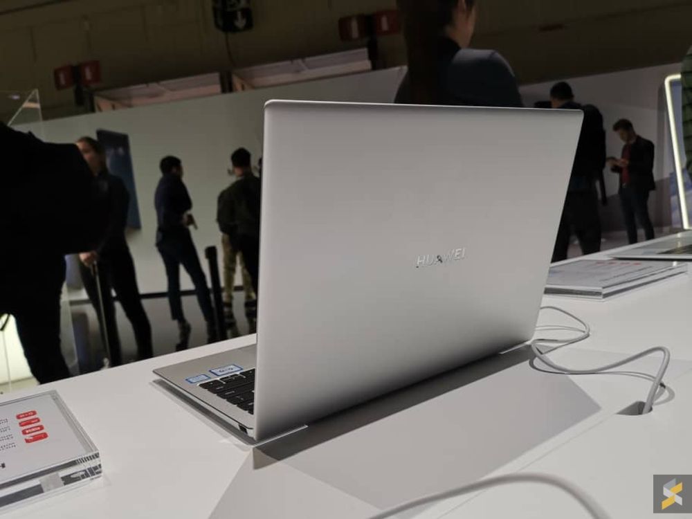 Huawei basically kept a lot of what everyone loved while updating the laptop with the latest specs.