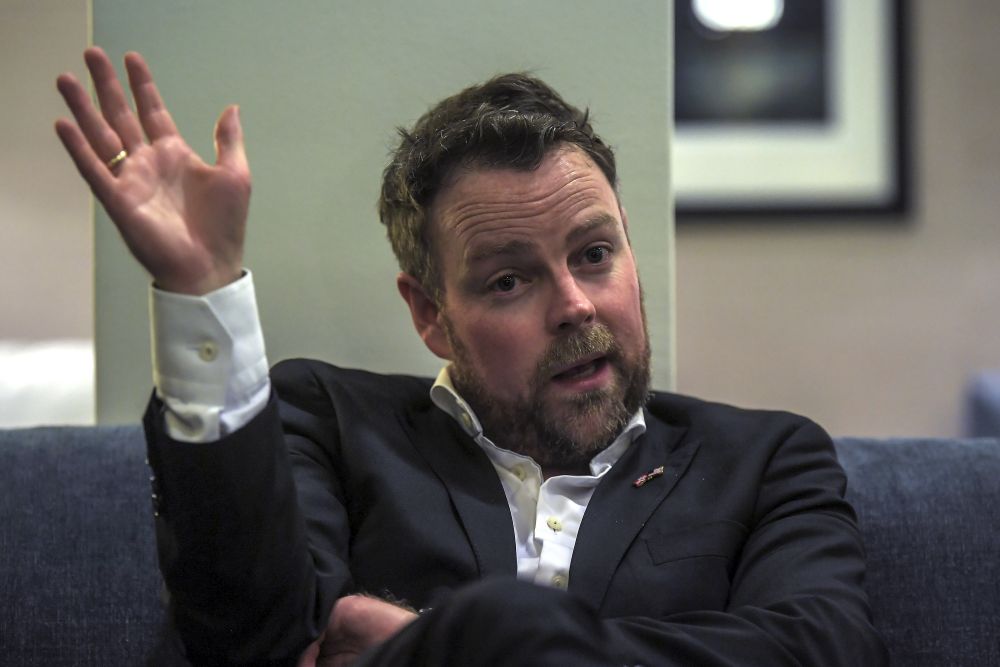 Norwegian Minister of Trade and Industry TTorbjorn Roe Isaksen speaking during a media interview while visiting the Norwegian Ambassadoru00e2u20acu2122s residence at Jalan U-Thant yesterday. u00e2u20acu201d Bernama pic