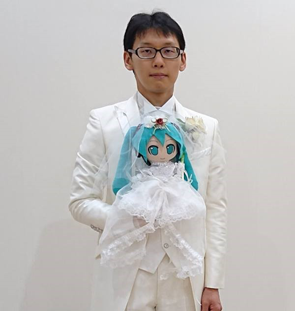Man married doll version of vocaloid Hatsune Miku in Japan. — Picture via Facebook