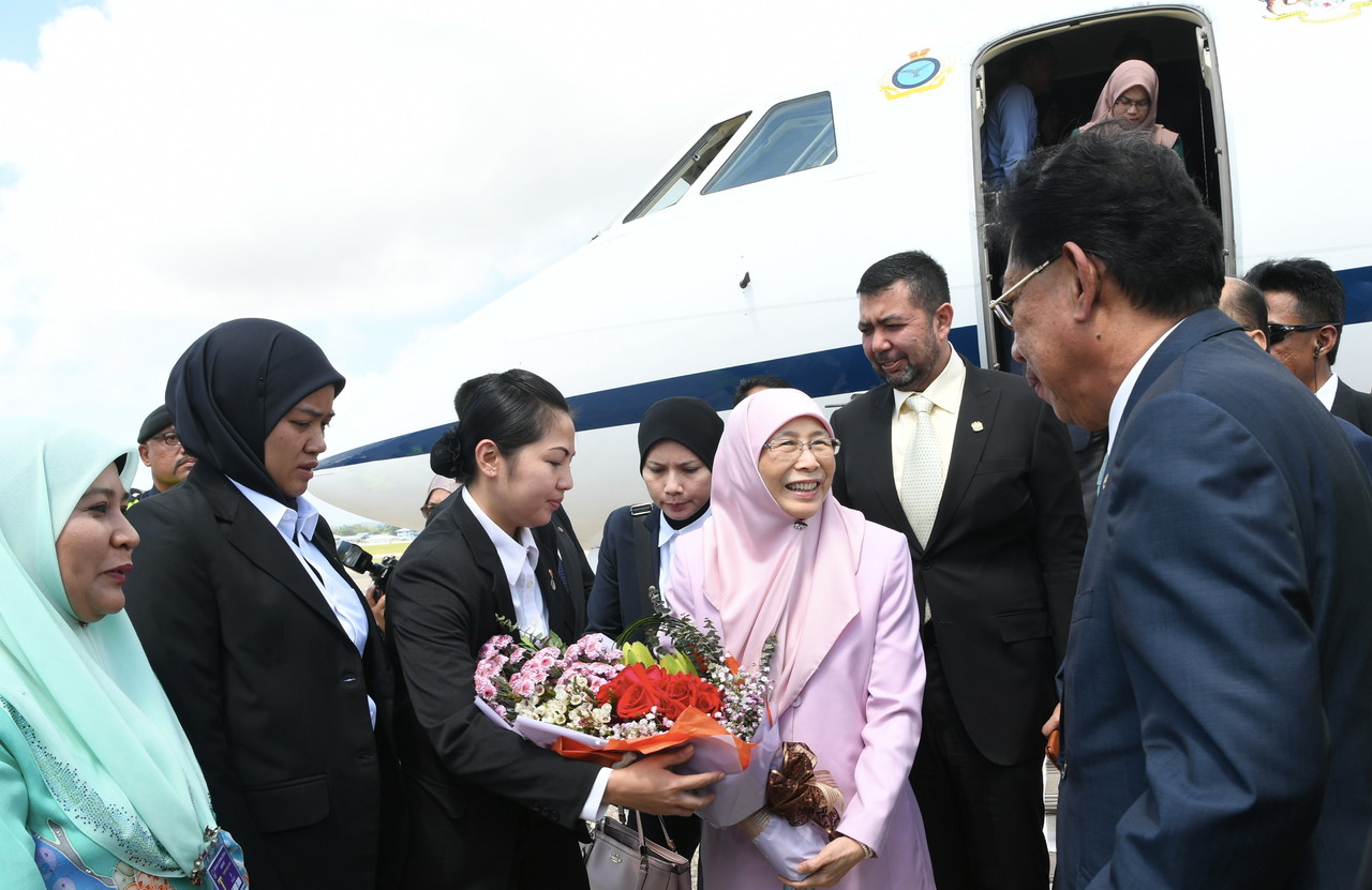 Datuk Seri Dr Wan Azizah Wan Ismail arrives at the Bandar Seri Begawan International Airport February 26, 2019. u00e2u20acu201d Bernama pic