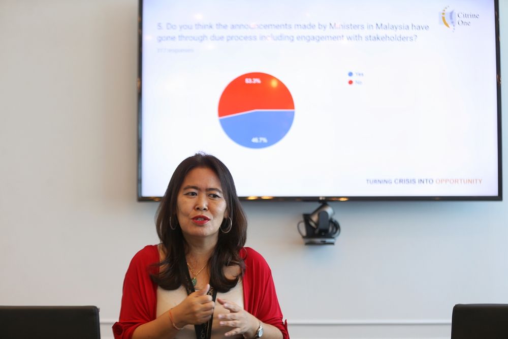 Citrine Oneu00e2u20acu2122s crisis communications lead counsel Ivlynn Yap Cheng Theng shares the findings of its inaugural Strategic Communications Survey 2019 on February 26, 2019. u00e2u20acu201d Picture by Ahmad Zamzahuri nn