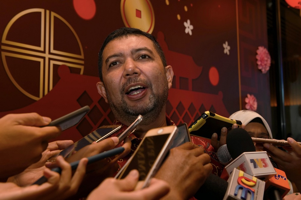 Deputy Foreign Minister Datuk Marzuki Yahya speaks to reporters at the Chinese New Year u00e2u20acu02dcopen houseu00e2u20acu2122 organised by the Penang Chinese Chamber of Commerce in George Town Feb 5, 2019. u00e2u20acu201d Bernama pic