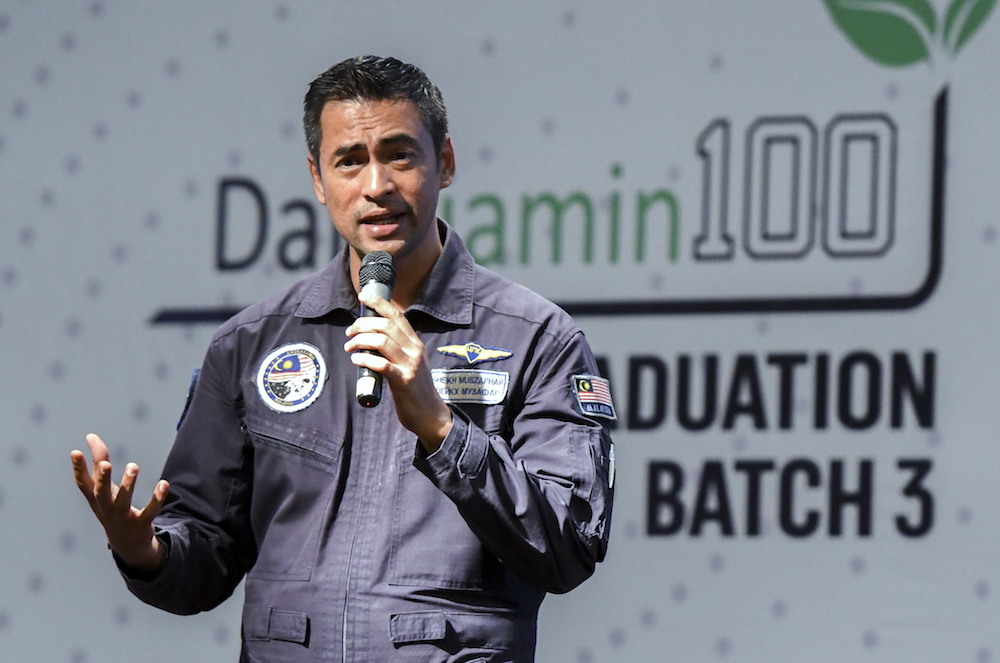 The astronaut came forward to debunk false claims about Earthu00e2u20acu2122s shape after nasyid singer Suhaimi Saad challenged him to do so. u00e2u20acu201d Bernama pic