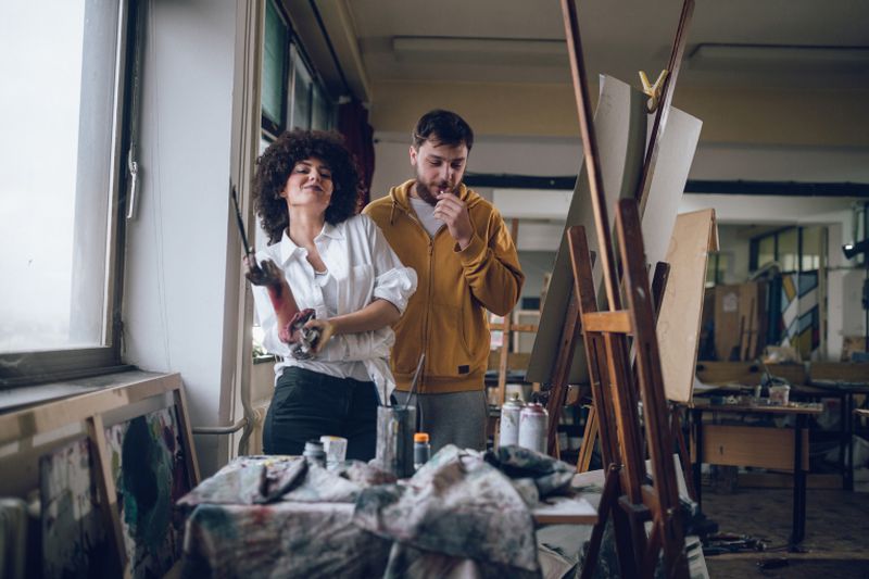 Choosing an art class for your next date night could help bring couple closer together according to new research. u00e2u20acu2022 AFP pic