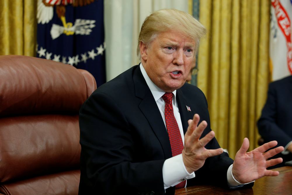 US President Donald Trump speaks to China's Vice Premier Liu He in the Oval Office of the White House in Washington January 31, 2019. u00e2u20acu201d Reuters pic