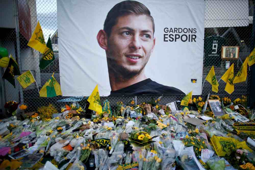 Tributes left outside the stadium for Emiliano Sala during the French Ligue 1 match at Nantes, France January 30, 2019. u00e2u20acu201d Reuters pic