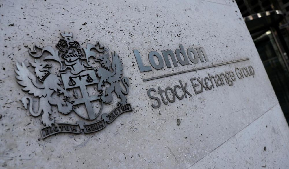 Signage is seen outside the entrance of the London Stock Exchange in London August 23, 2018. u00e2u20acu201d Reuters pic