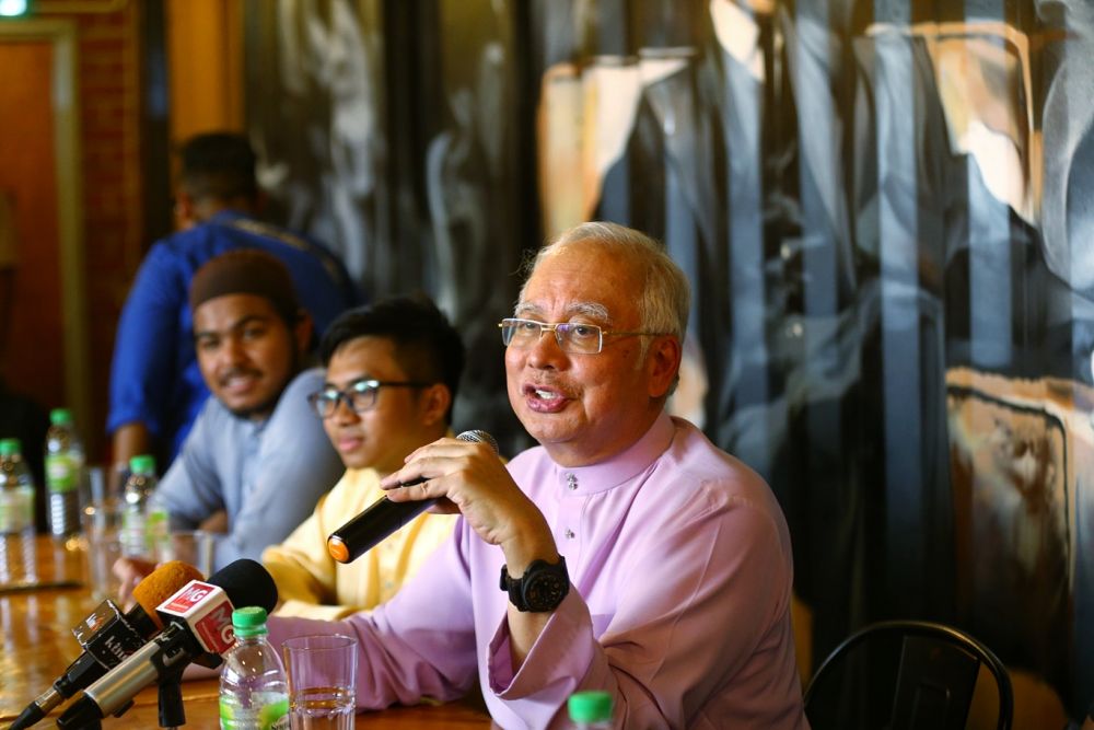 Datuk Seri Najib Razak speaks during a press conference at the Cartel Coffeeshop in Bandar Baru Bangi February 22, 2019. u00e2u20acu201d Picture by Ahmad Zamzahuri