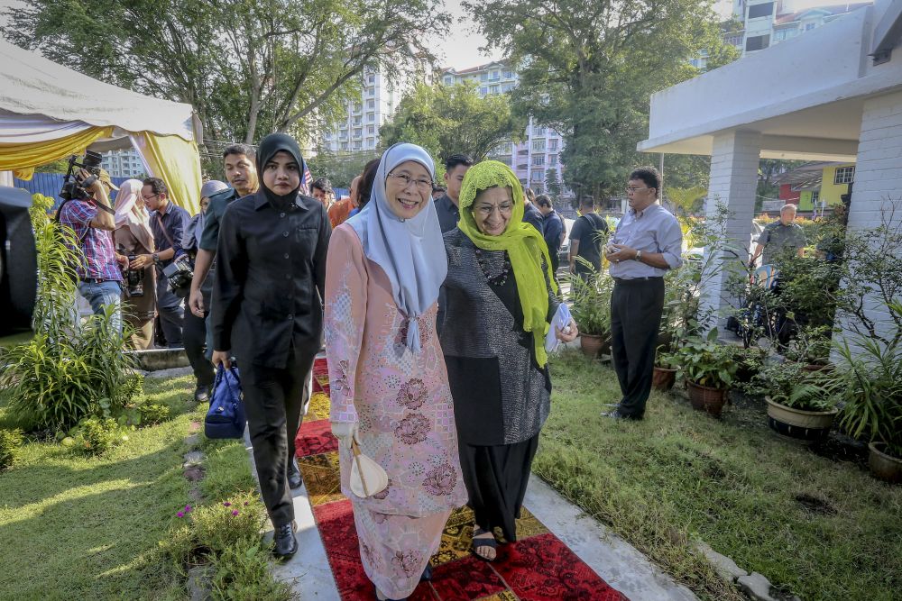 DPM Dr Wan Azizah Wan Ismail attends the opening of the Tasputra Malaysian Muslim Welfare Organisation Day Care and Training Centre in Kuala Lumpur February 7, 2019. u00e2u20acu2022 Picture by Firdaus Latif