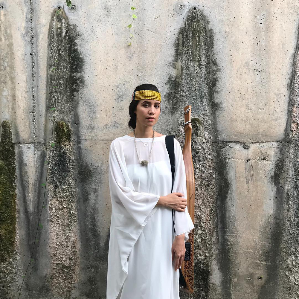 The artiste hopes that the song can cultivate public awareness on water pollution and its effects on Malaysian rivers. u00e2u20acu201d Picture from Instagram/alenamurang