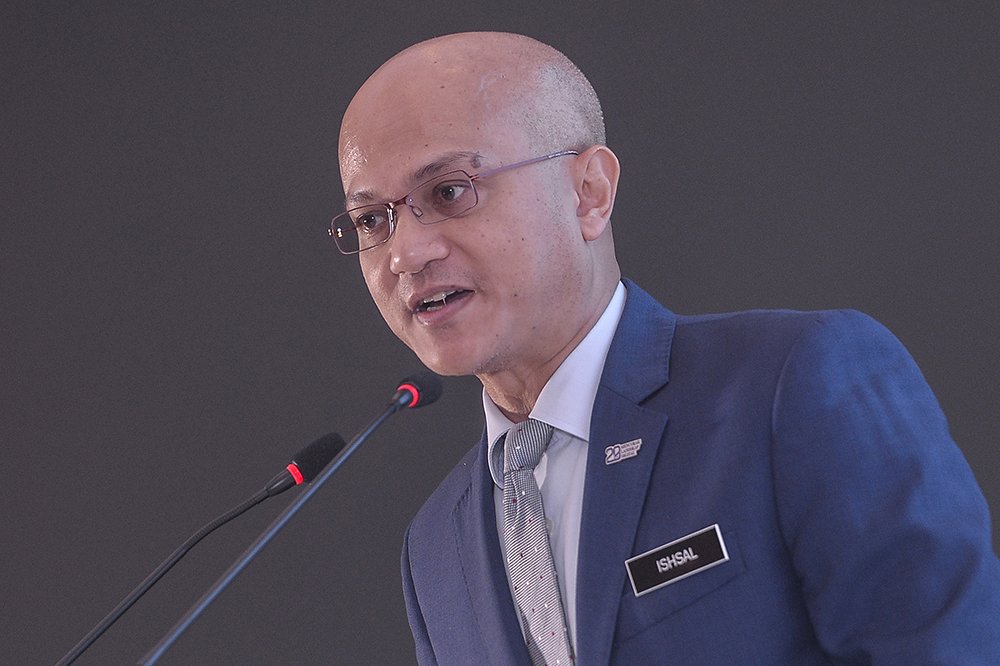 Malaysia Communication and Multimedia Commission chairman Tuan Al-Ishsal Ishak speaks during the launch of the Cyberjaya Infra Conference and Exhibition 2019 in Cyberjaya  March 04, 2019. u00e2u20acu201d Picture by Miera Zulyana