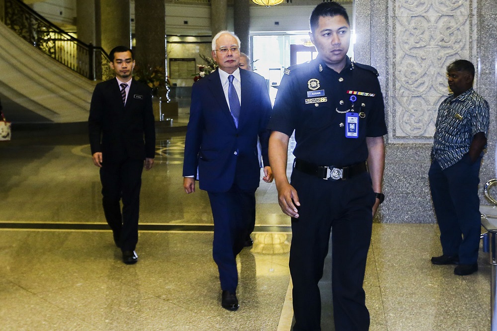 Datuk Seri Najib Razak arrives at the court of appeal in Putrajaya March 11, 2019. u00e2u20acu201d Picture by Hari Anggara
