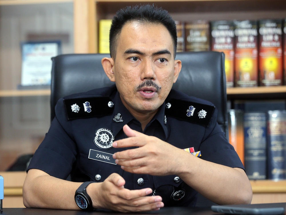 Perak Tengah district police chief Superintendent Mohamad Zainal Abdullah speaks to Malay Mail in Ipoh March 12, 2019. u00e2u20acu201d Pincture by Farhan Najib