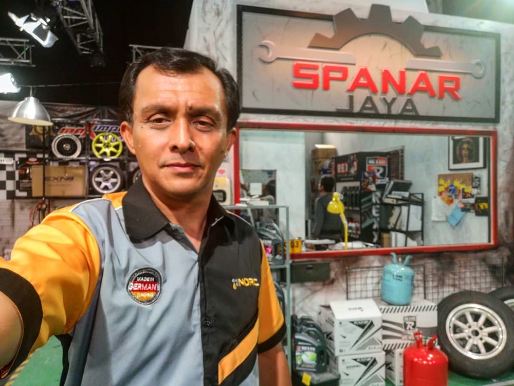 Minister Gobind Singh Deo announced that film and television producer, director and actor Ahmad Idham Ahmad Nadzri (pic) would fill the position as Final CEO for a period of two years. u00e2u20acu201d Picture via Instagram/Ahmad Idham