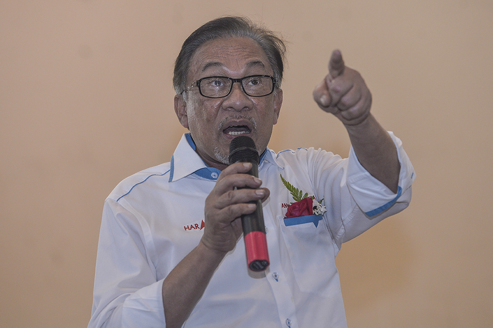PKR president Datuk Seri Anwar Ibrahim speaks during an event to announce the Rantau by-electino candidate in Membau, Negri Sembilan March 17, 2019. u00e2u20acu201d Picture by Miera Zulyana