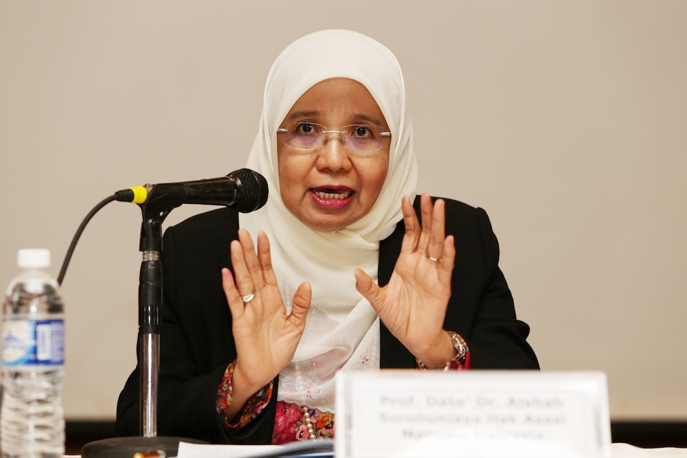 Prof Datuk Aishah Bidin speaks during a public forum at the launch of Pusat Komas’ 2018 Malaysia Racial Discrimination report in Kuala Lumpur March 21, 2019. — Picture by Choo Choy May