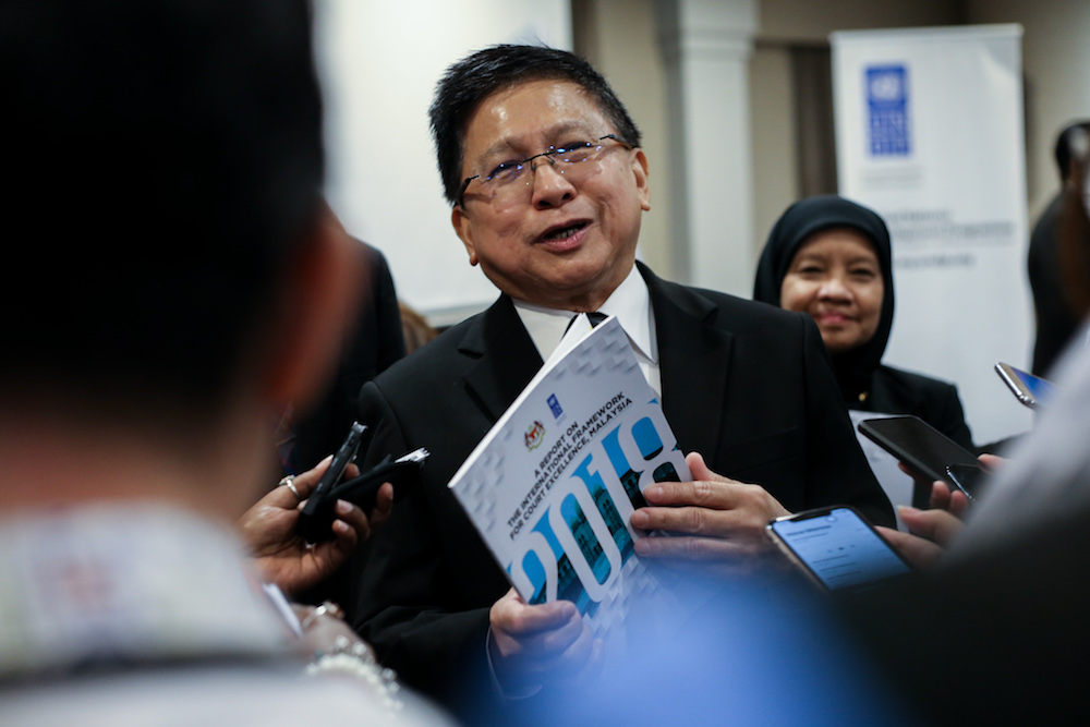Chief Justice of Malaysia Tan Sri Richard Malanjum speaks to reporters in Kuala Lumpur March 22, 2019. u00e2u20acu201d Picture by Ahmad Zamzahuri
