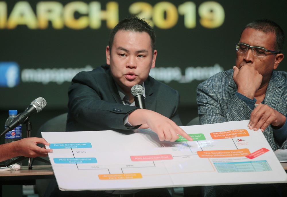 Perak Corporation Berhad audit committee chairman Chong Zhemin speaks during a press conference in Ipoh March 23, 2019. u00e2u20acu201d Picture by Farhan Najib