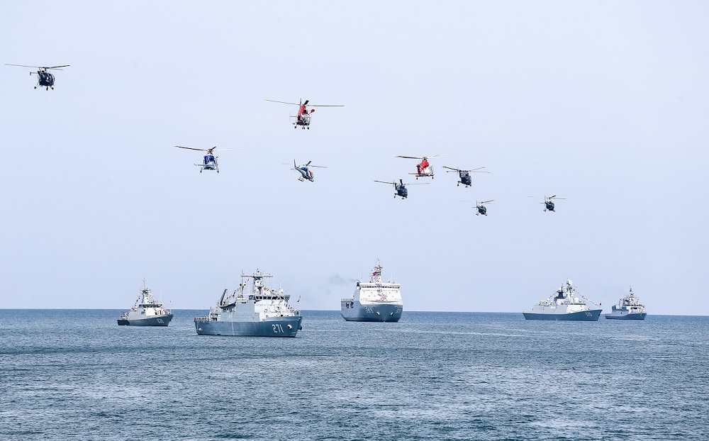 A navy fleet is seen during a demonstration session at the Langkawi International Maritime and Aerospace Exhibition 2019 at Tanjung Malai March 27, 2019. — Picture by Sayuti Zainudin
