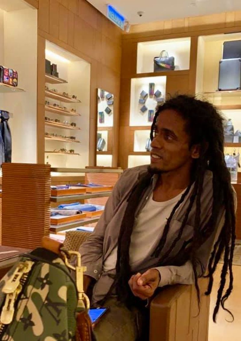  Fans of luxury labels, you might want to look away. u00e2u20acu2022 Picture via Facebook/Ismail Ariffin