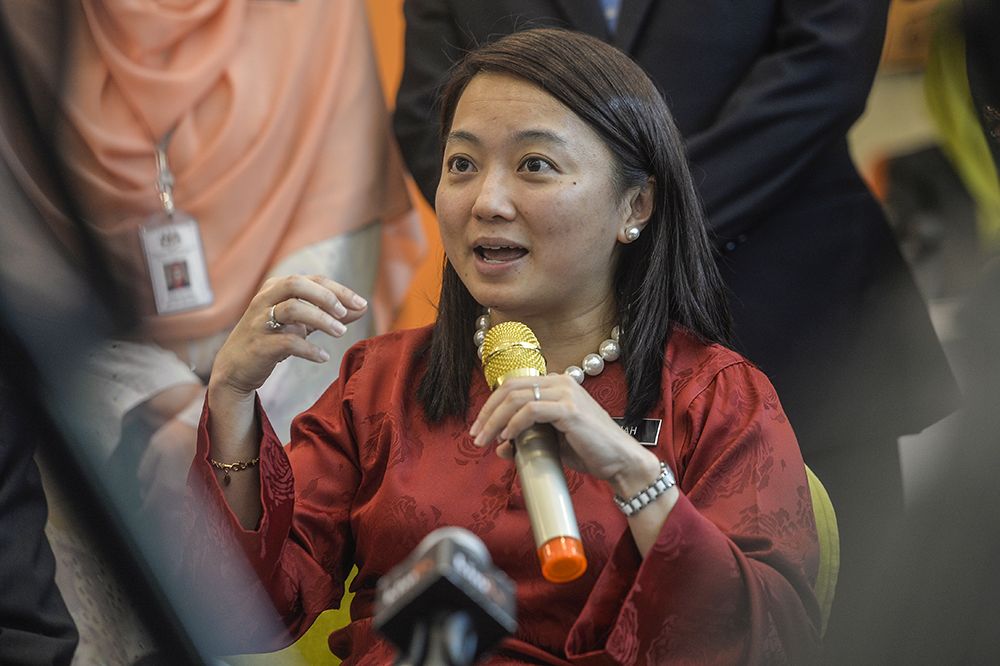 Deputy Minister of Woman, Family and Community Development Hannah Yeoh speaks during a press conference in Putrajaya March 26, 2019. u00e2u20acu201d Picture by Miera Zulyana