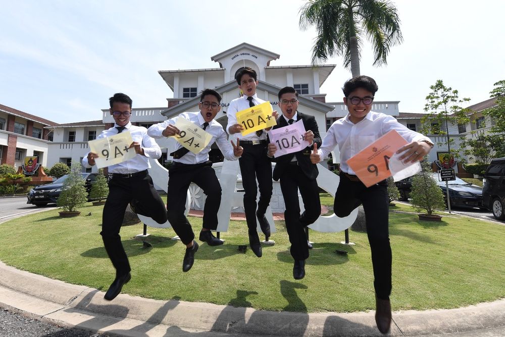 Former students of Sekolah Alam Shah (SAS) (from left) Aiman Hadi Sharizal, Muhamad Fadzrul Kamarudzaman, Aqif Farhan Azmil Farid, Muhammad Zabir Azreen Redzal and Iman Alimi Mohd Jata