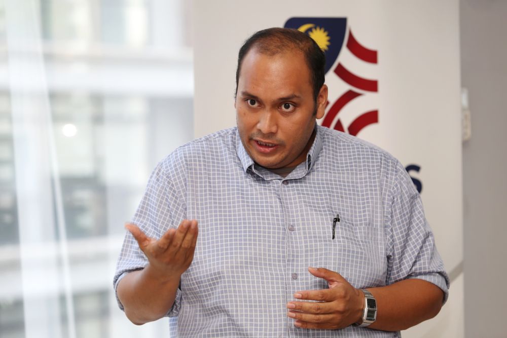 Cent-GPS researcher Zaidel Baharuddin speaks about the result of a recent survey entitled u00e2u20acu2122Racism in Recruitment: Racial Bias For Entry Level Jobsu00e2u20acu2122 March 7, 2019. u00e2u20acu201d Picture by Choo Choy May