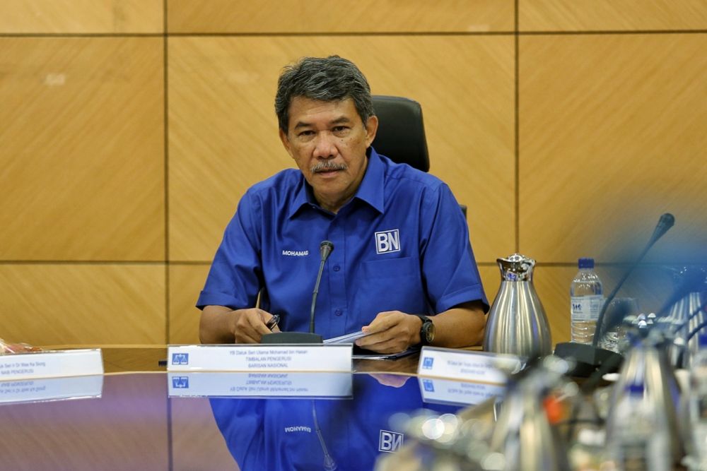 Umno Acting President Datuk Seri Mohamad Hasan chairs the Barisan Nasional supreme council meeting in Kuala Lumpur March 8,2019. u00e2u20acu2022 Picture by Ahmad Zamzahuri