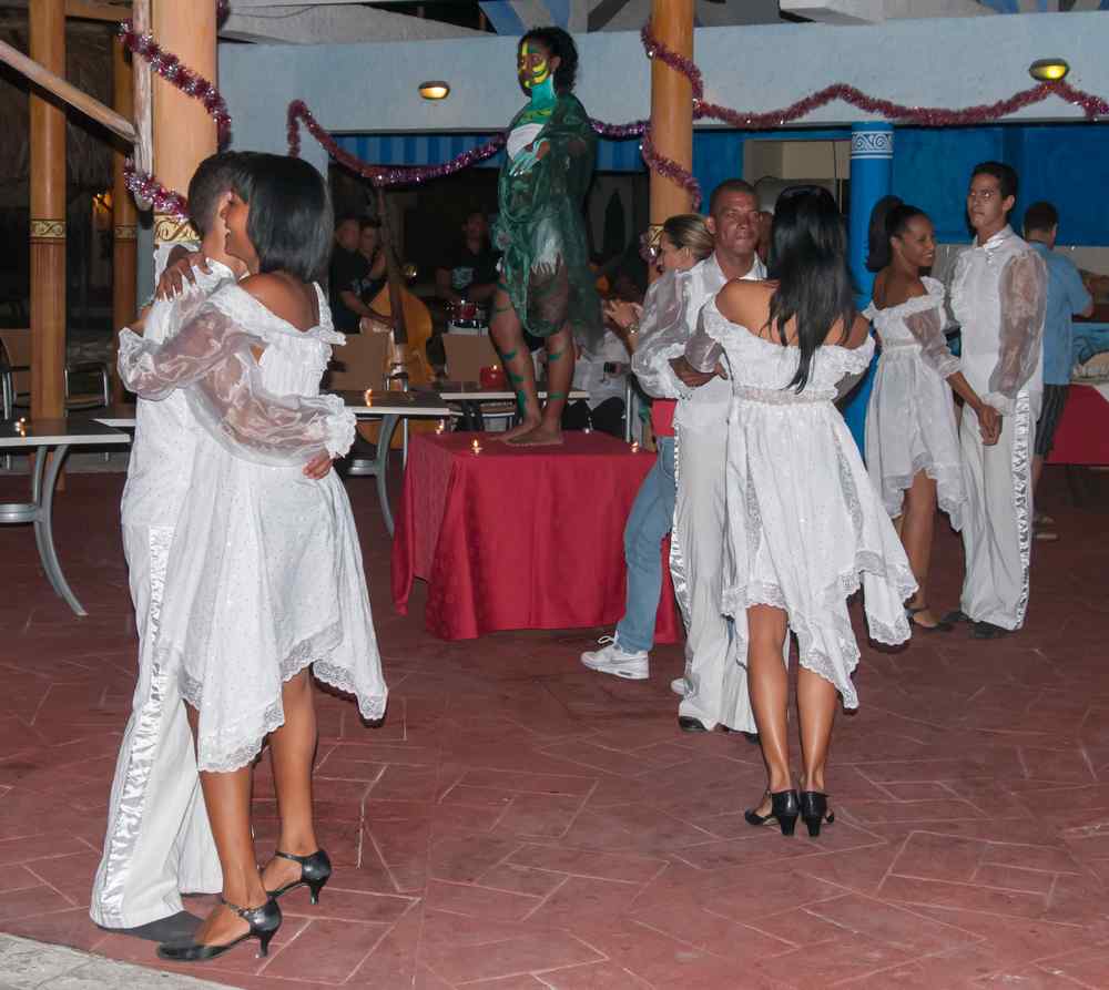 Dance is a huge part of Cuban culture. – Picture from pixhere.com