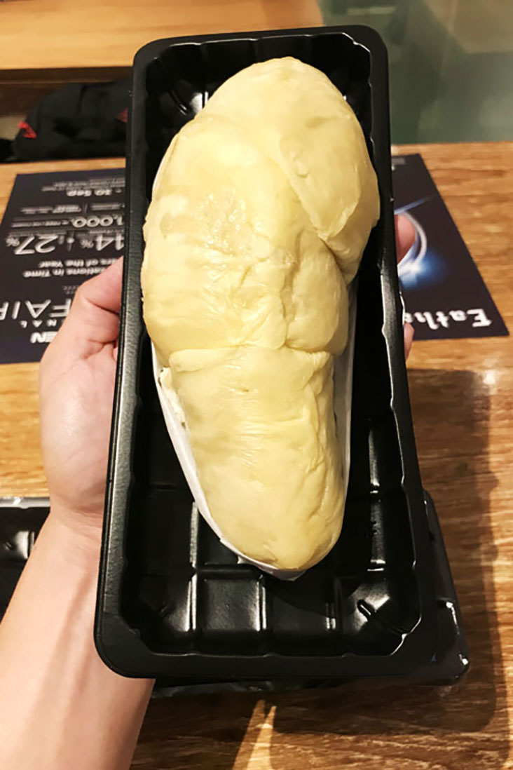 You can also enjoy durian at Eathai, in an air-conditioned environment.