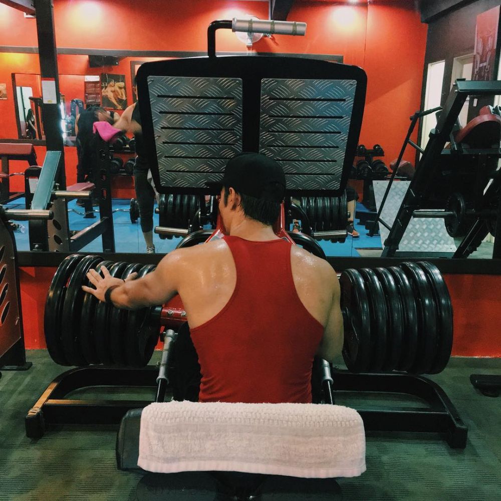 Nuriesh’s dad is a dedicated health junkie and gym freak. — Picture from Instagram/bbnurish