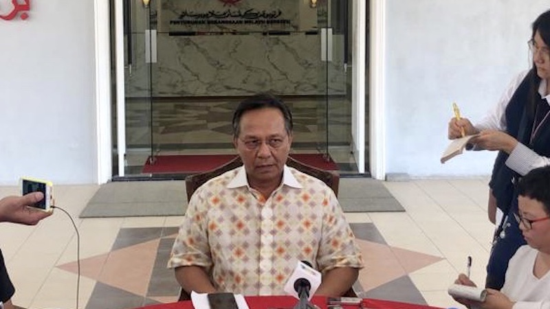 Johor Umno liaison committee chief Datuk Hasni Mohammad said the ruler had also rejected the state partyu00e2u20acu2122s chapter in proposing that the state assembly be dissolved to avoid a constitutional crisis. u00e2u20acu201d Picture by Ben Tan