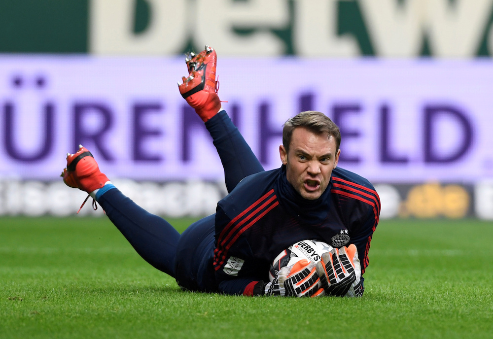 Bayern Munichu00e2u20acu2122s Manuel Neuer is seen during the warm-up before the Bundesliga match with Werder Bremen in Bremen December 1, 2018. u00e2u20acu201d Reuters pic