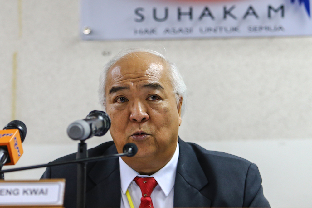Suhakam commissioner, Datuk Mah Weng Kwai, announces the findings of Suhakam’s public inquiry into the disappearances of pastor Raymond Koh and Amri Che Mat in Kuala Lumpur April 3, 2019. — Picture by Hari Anggara