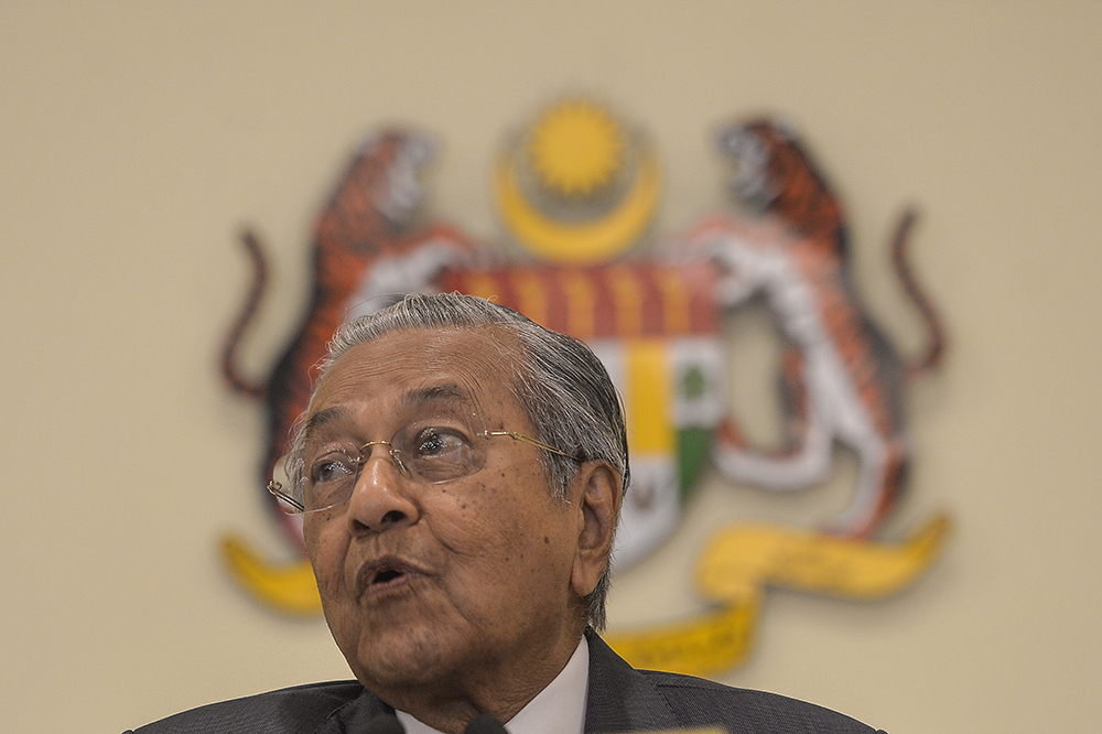 Tun Dr Mahathir Mohamad speaks during a press conference at the Prime Ministeru00e2u20acu2122s Office in Putrajaya April 5, 2019. u00e2u20acu201d Picture by Miera Zulyana